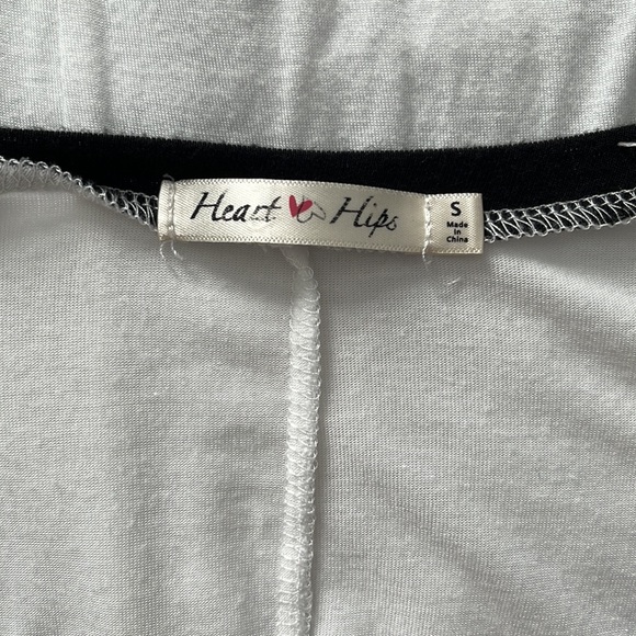 Heart & Hips Sleeping Shirt - Picture 7 of 11